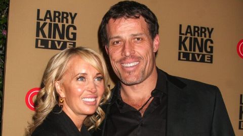 In 1984, Tony Robbins wed Rebecca Becky.